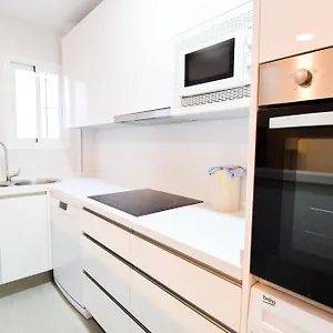 https://letmalaga-cobblestone-st.1costadelsol.com